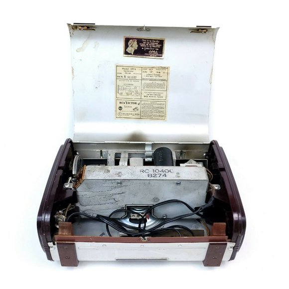 Vintage Tube Radio RCA Victor 8BX6 Globe-Trotter - Picture 4 of 12